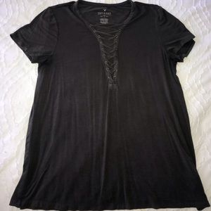 American Eagle laced top